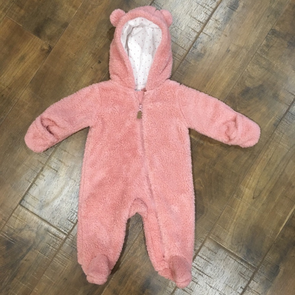 Carter’s Fuzzy Pink Bear Bunting